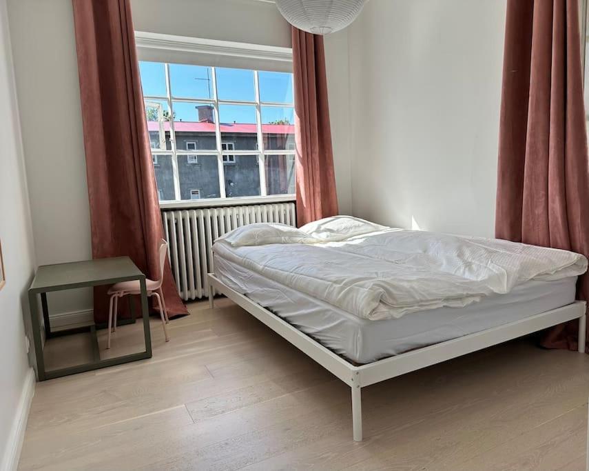 Apartment Beautiful In A Quiet Area Reykjavik