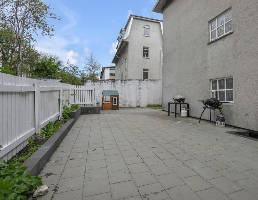 Apartment Beautiful In A Quiet Area *